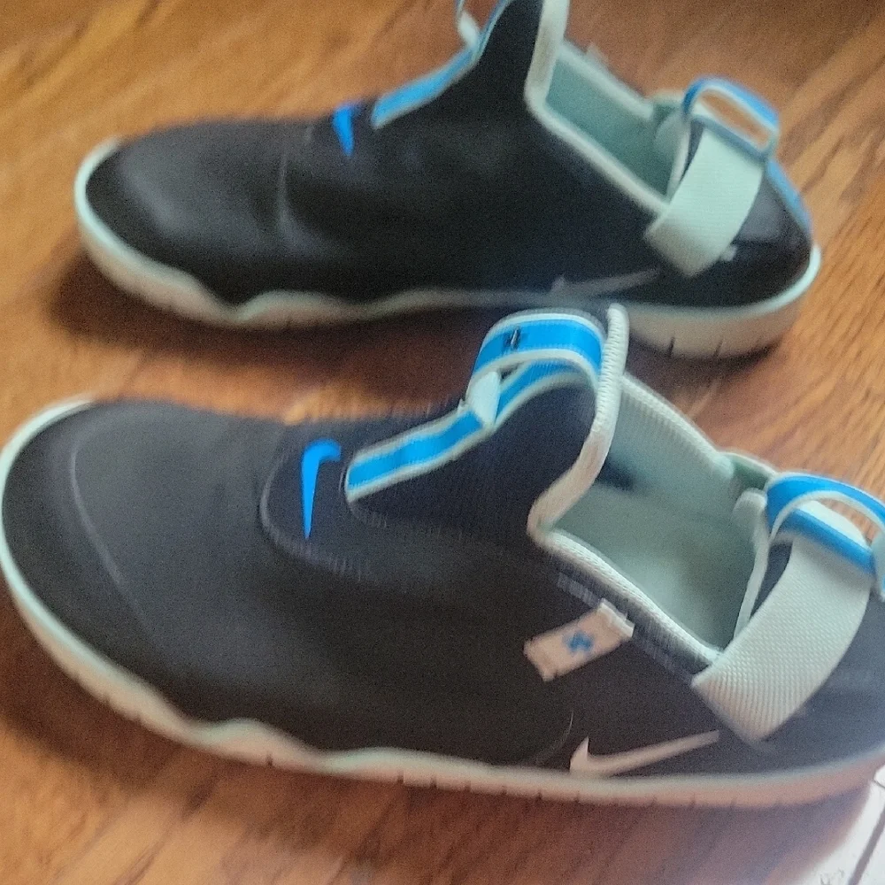 Nike Zoom Pulse Shoes - Picture 4 of 10